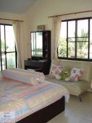 House for rent East Pattaya 4 bedrooms 4 bathrooms  2 storey 20,000 Baht per month